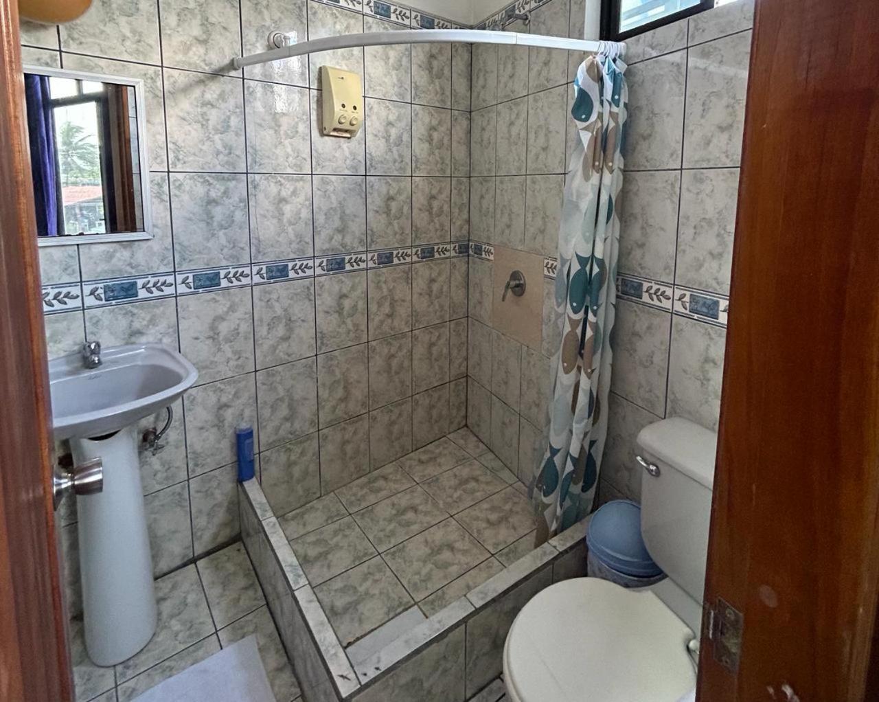 Hotel Isla Del Descanso Puerto Villamil Dış mekan fotoğraf
